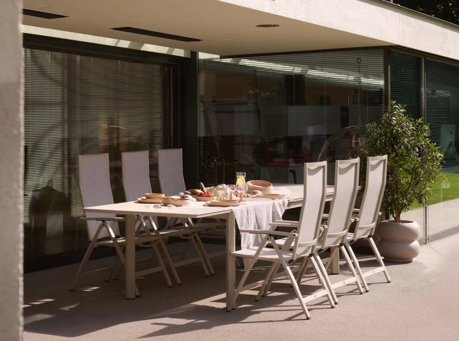 Hartman verstelbare standenstoel Flora beige